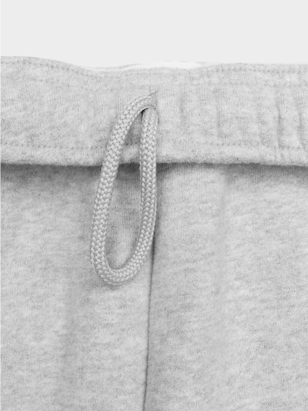 Aritzia Woman’s Cozy Fleece Mega Cargo Jogger - Picture 4 of 14